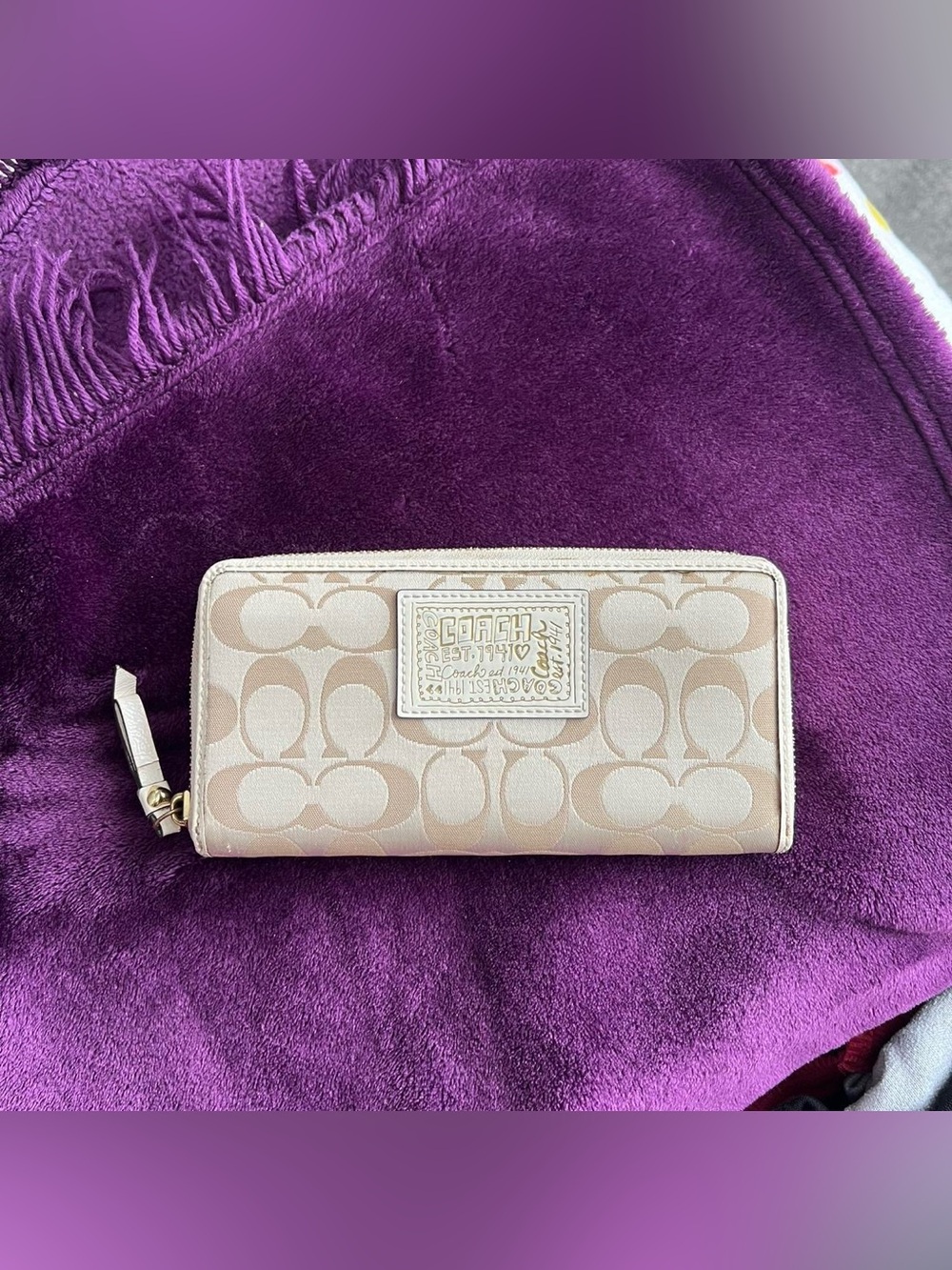 Vintage Y2K Coach Poppy Signature Zip around Wallet